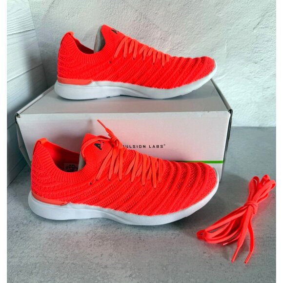 NIB APL Techloom Wave Womens Sneakers Neon Orange Red Size‎ 9.5 - Picture 2 of 10